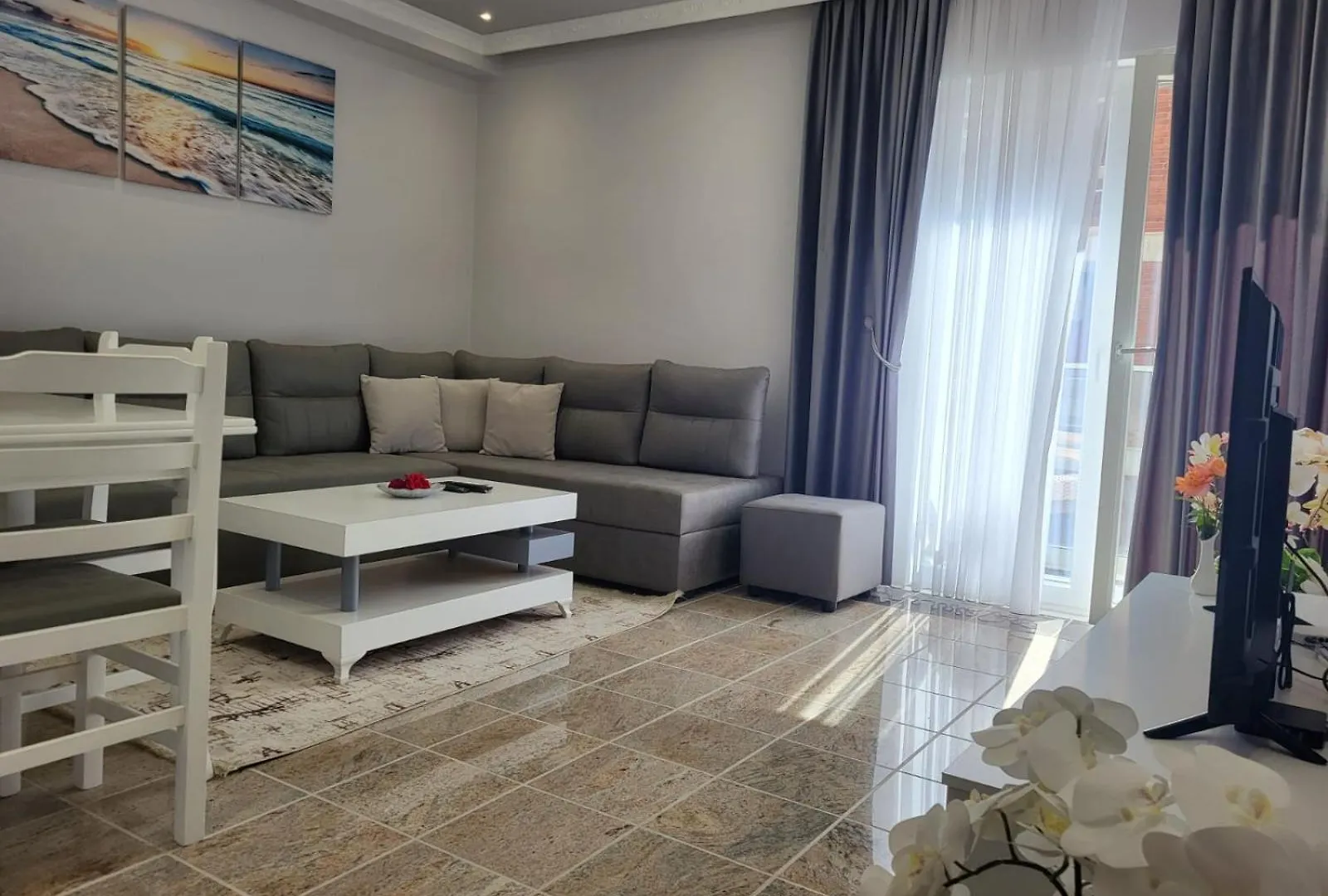 Fishta Apartments Q5 25 Velipoje 0*,